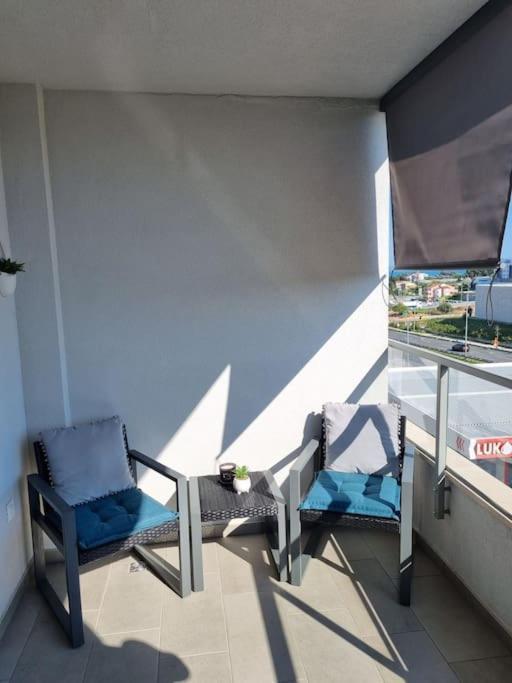 Apartment With Seaview + Private Garage Parking Split Bagian luar foto